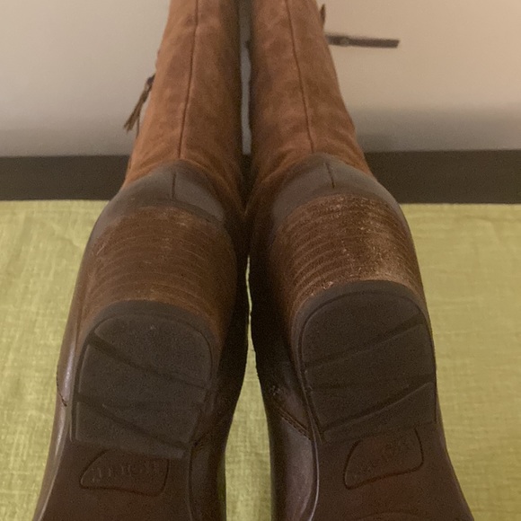 Born Uchee Leather and Suede Boots - 9 - Picture 6 of 8